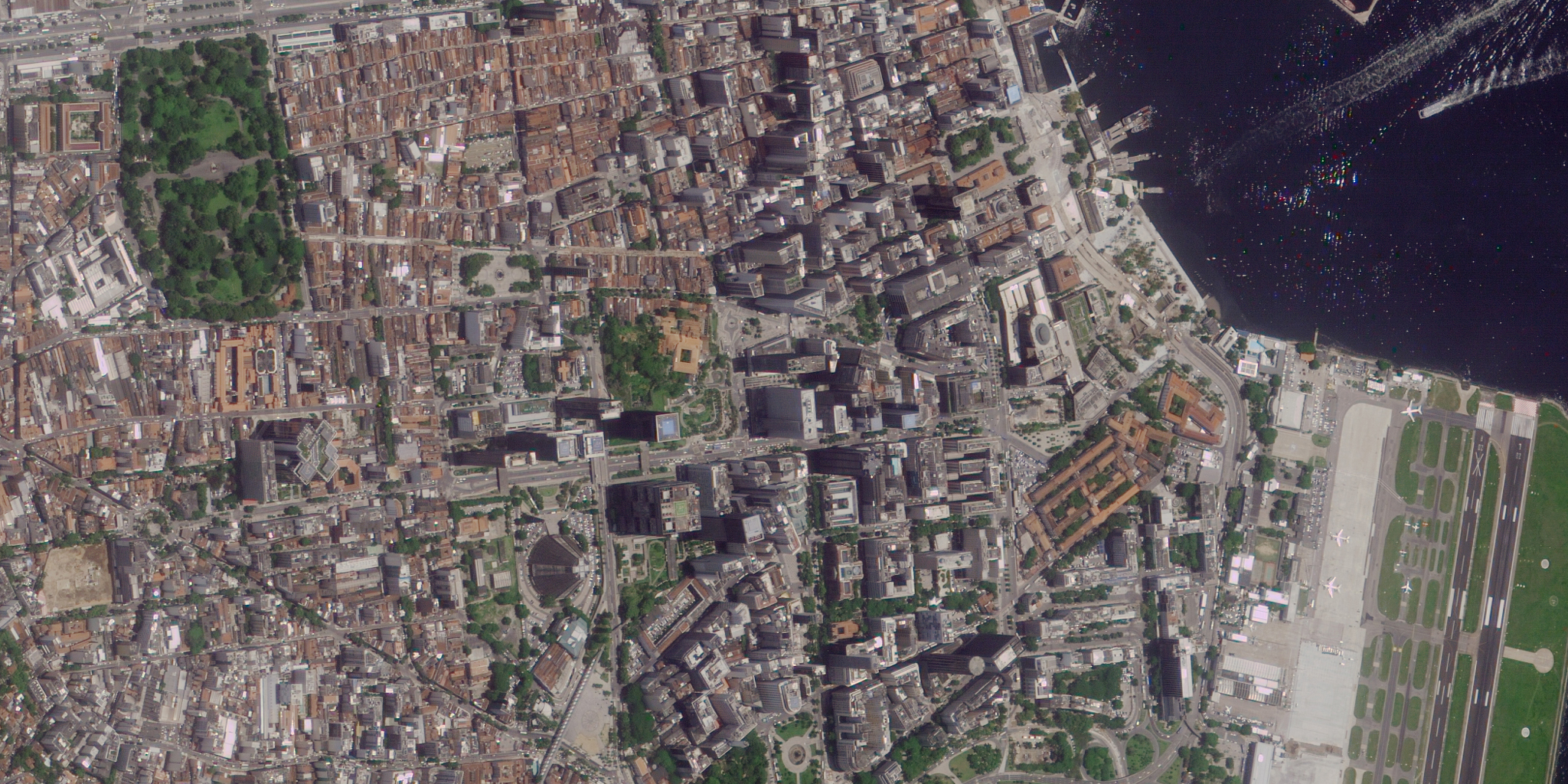 تصویر ماهواره ای شهر ریو دو ژانیرو، برزیل - 2015